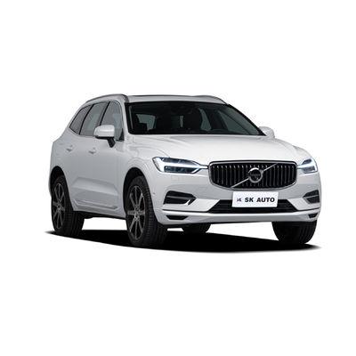 VOLVO XC60 Hibrit Tam Elektrikli SUV 2.0T 310HP L4 4WD Aile Seyahatleri İçin