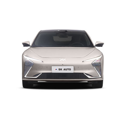 IMMotors L7 Elektrikli Sedanlar AWD Aileler İçin Geniş Alan Konforu Lüks