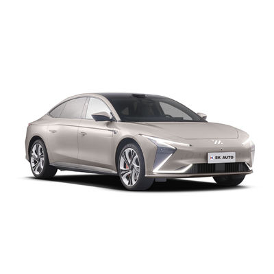 IMMotors L7 Elektrikli Sedanlar AWD Aileler İçin Geniş Alan Konforu Lüks