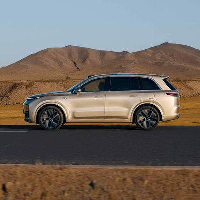 Li Auto Inc., Aileler ve İş için Altı Koltuklu, Büyük Premium Akıllı SUV'si Li L8'i Tanıttı