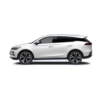 2024 Akıllı BYD EV Araç Uzun Menzilli 730KM Amiral Gemisi BYD Tang Yeni Enerji Aracı