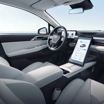 Stokta Ev Araba Xiaopeng P5 Yepyeni 0km Enerji Araçları Aileler için 5 Kişilik otomobil
