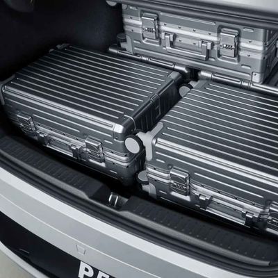 Stokta Ev Araba Xiaopeng P5 Yepyeni 0km Enerji Araçları Aileler için 5 Kişilik otomobil