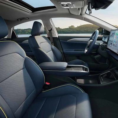 2024 Çin Geely Geometry G6 Yeni Elektrikli Araba Geely Geometry G6 EV Araba Yüksek Pil Süresi Merkezi Kontrol Büyük Ekran