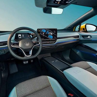 Stokta Otomobil EV SUV Volkswagen ID4 X Otopark 600 Km Menzil Aile için