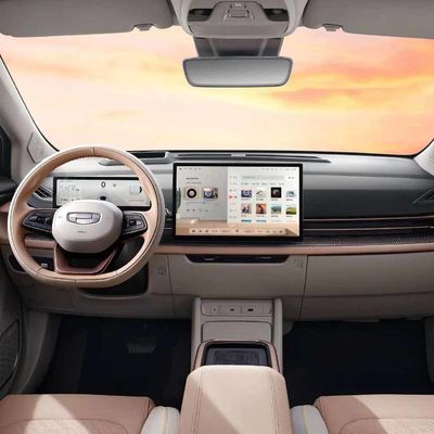 Geely Geometry M6 Orta Boy SUV 150km / H 5 Kapı 5 Kişilik Aile Seyahati İçin