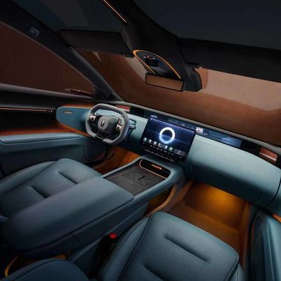 Yeni Başlatılan 700 Km Temiz Elektrikli Menzil Kalıcı Manyetik Motor Avatr12 Elektrikli Araçlar