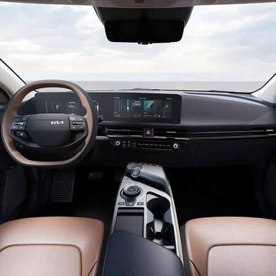 2024 KIA EV6 Saf Elektrikli 5 Kapılı 5 Koltuklu Otomatik Kompakt SUV Yeni Enerji Aracı 671KM Yüksek Hızlı Araba