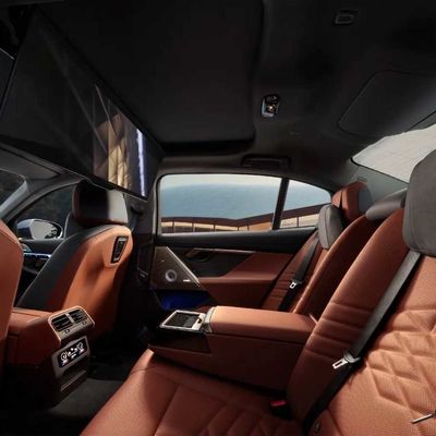 2024 yeni modeli yakın zamanda piyasaya sürüldü BMW i5 elektrikli araba büyük sedan eDrive 35 L saf elektrikli 286hp