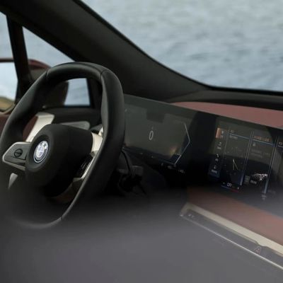 2023 BMW ix M60 xdrive40 xdrive50 elektrikli lüks SUV 665km menzilli.