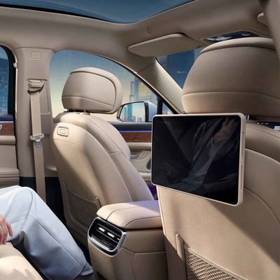 2024 AITO M5 Yeni enerji Aracı Tam elektrikli araba 272HP 5 kapılı 5 kişilik menzil 602KM