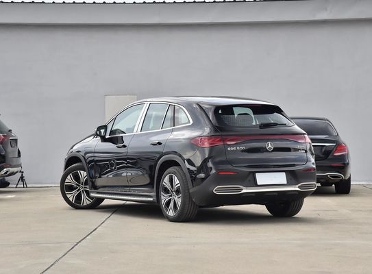 Mercedes EQE SUV Ultra- 200 km/h EV SUV, Genişletilmiş 609 km menzil ve Geniş 5 kişilik kabin