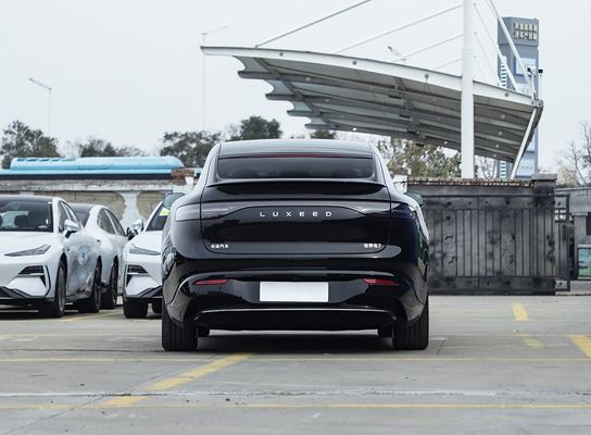 LXUCEED 0.25hrs Hızlı Şarj Zamanı Güçlü Sürüş Deneyimi için Akıllı Elektrikli Araba RWD/AWD
