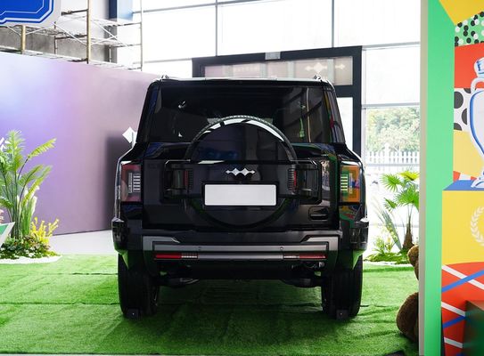 7/6 ve Dört Tekerlekli Sürüş için oturma kapasitesi BYD Hibrit Elektrikli Araç Leopard 8 Lüks SUV