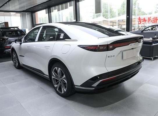 2025 Yeni Model Genişletici Otomobil 5 kişilik kapasiteye sahip EV Mazda EZ6 Long Ranger Güneş Taşı ile hibrit elektrikli araba