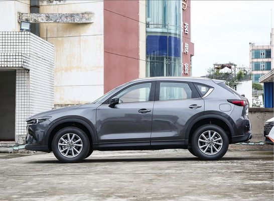 Güçlü CX-5 Benzinli Otomobiller 200 N.m Dönerli Kompakt SUV 2025 Model Yüksek Kaliteli Benzinli Araç