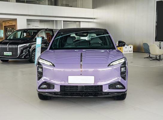 202/253 KW Motor Hongqi Limousine Elektrikli Otomobil en fazla 200 Km/s hız ve uzunluğu 4925mm