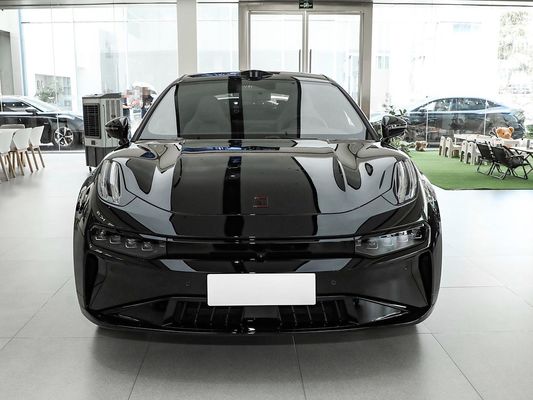 Zeekr 001 Yeni Model 750 Km Uzun Menzilli Limousine Elektrikli Araba 0.25 Saat Şarj Süresi ve Büyük Uzayla Saf Elektrik Enerjisi