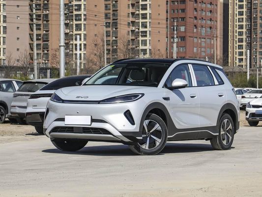 Dokunmatik ekran ekranı İç özellikleri 2025 Model BYD EV Güneş çatısı ve 60.9kWh Pil Enerjisi Hızlı şarj elektrikli araç Sıcak satış