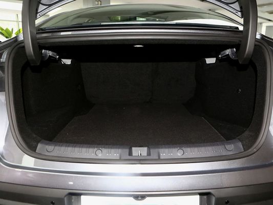 2025 BYD Elektrikli Araba Qin L EV Çoklu Bağlantılı Bağımsız Süspansiyon Hızlı Şarj Yeni Model Sunroof ile Sıcak Satış