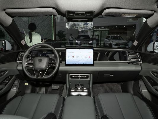 545Km saf elektrikli menzil ve BYD EV 2025 Aracını sürmek için arka sürücü