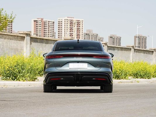 2025 Güçlü Han L BYD Elektrikli Araç, Maksimum Gücü 500 KW ve Deri Dümeni 1000V Yüksek Voltajlı Hızlı Şarj