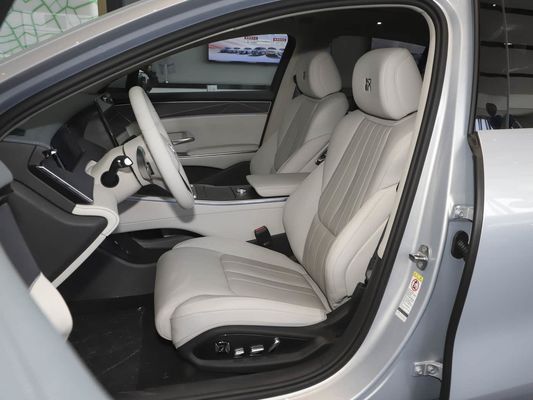 2025 Güçlü Han L BYD Elektrikli Araç, Maksimum Gücü 500 KW ve Deri Dümeni 1000V Yüksek Voltajlı Hızlı Şarj