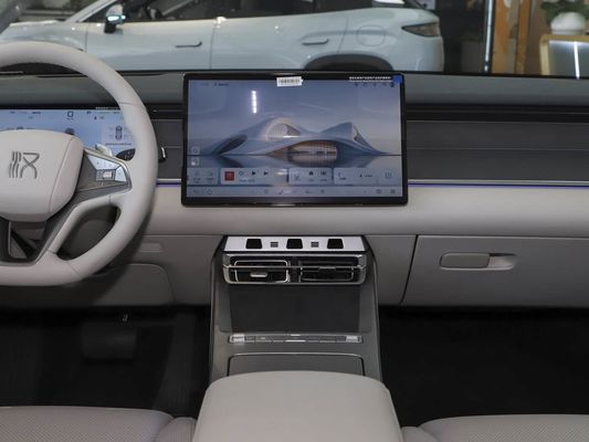 2025 Güçlü Han L BYD Elektrikli Araç, Maksimum Gücü 500 KW ve Deri Dümeni 1000V Yüksek Voltajlı Hızlı Şarj