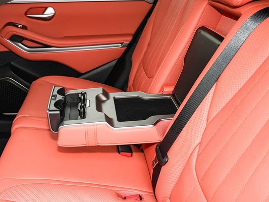 2025 BYD Performans için Yeni Elektrikli Araç Tang L 810kW Güç AWD Hızlı Şarj 1000w/h 600km Menzil Uzun Menzil 7 Koltuk Sunroof ile
