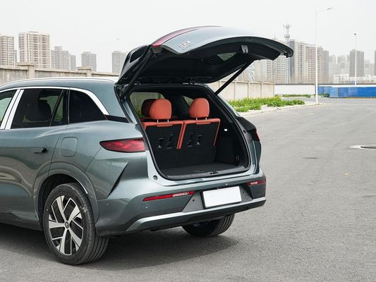 2025 BYD Performans için Yeni Elektrikli Araç Tang L 810kW Güç AWD Hızlı Şarj 1000w/h 600km Menzil Uzun Menzil 7 Koltuk Sunroof ile