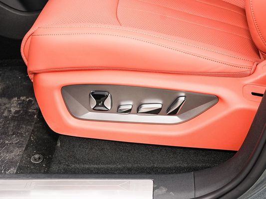 2025 BYD Performans için Yeni Elektrikli Araç Tang L 810kW Güç AWD Hızlı Şarj 1000w/h 600km Menzil Uzun Menzil 7 Koltuk Sunroof ile