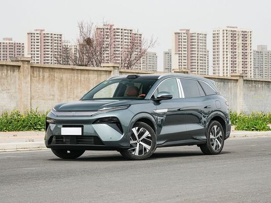 Yeni Sıcak Satış BYD EV Car 2025 Model 100.5 KWh Pil Kapasitesi ve Hızlı Şarj 0.1 Saat 670KM Uzun Menzilli 500kW Güçlü Elektrikli Araba Aile için Büyük Alan 7 Koltuk