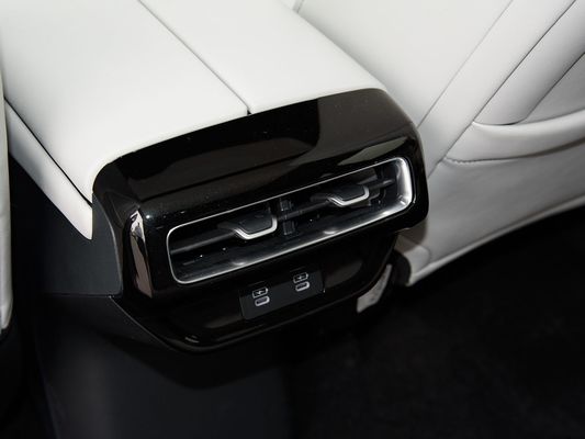 350kW Motor Gücü Tam Elektrikli SUV Honda S7 Uzun Menzilli 650km Hızlı Şarj EV Yeni Sıcak Satış Aile için Güneş Çatı ile
