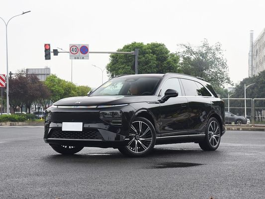 2025 Xpeng G9 Tam Elektrikli SUV 93.1kWh Pil Kapasitesi 423kW Maksimum Motor Gücü 680km Uzun Menzilli ve Güneş Çatı ile Hızlı Şarj