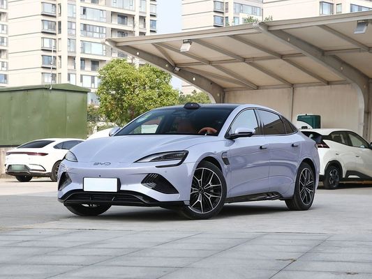 2025 BYD Elektrikli Araç Sile EV Akıllı Model 650KM Uzun Menzilli 80.64kWh Pil Hızlı Şarjlı Sıcak Sunroof ile Satın Alın