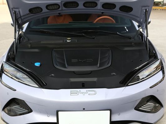 2025 BYD Elektrikli Araç Sile EV Akıllı Model 650KM Uzun Menzilli 80.64kWh Pil Hızlı Şarjlı Sıcak Sunroof ile Satın Alın