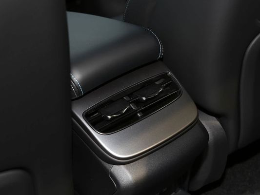 2025 BYD EV Araba Mühürü AWD Performans Uzun menzilli 600KM Hızlı şarj elektrikli araba Dört tekerlekli tahrikli elektrikli araç güneş çatısı ile