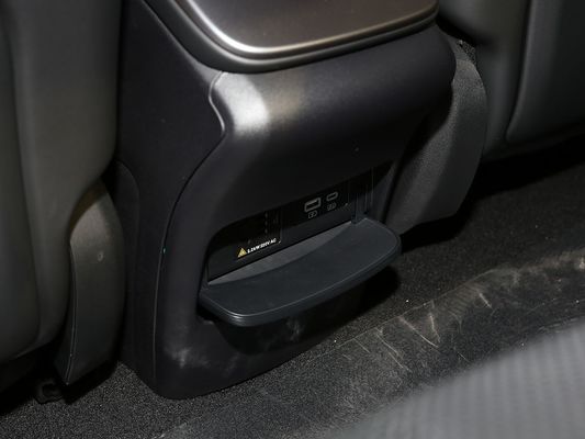 2025 BYD EV Araba Mühürü AWD Performans Uzun menzilli 600KM Hızlı şarj elektrikli araba Dört tekerlekli tahrikli elektrikli araç güneş çatısı ile