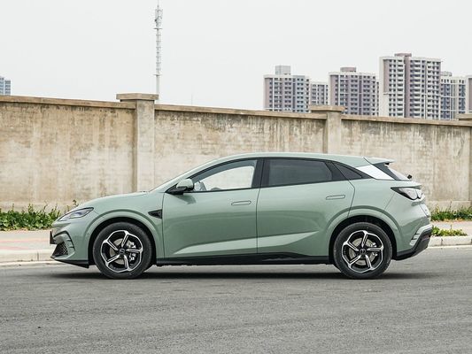 2025 BYD Elektrikli Araç Mühürü 06GT 0.33 Saat Hızlı Şarj Zamanı ve Performansı Uzun Menzilli 550KM Aile için Güneş Çatı ile Büyük Pil