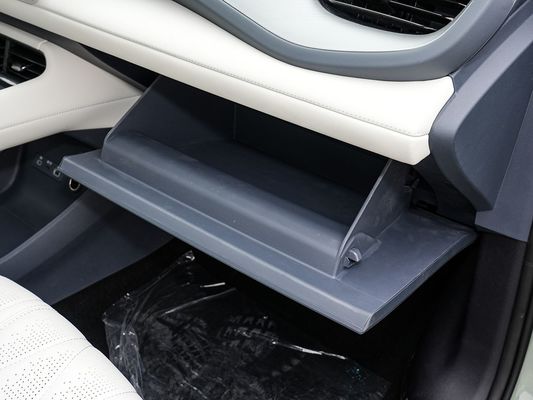 2025 BYD Elektrikli Araç Mühürü 06GT 0.33 Saat Hızlı Şarj Zamanı ve Performansı Uzun Menzilli 550KM Aile için Güneş Çatı ile Büyük Pil