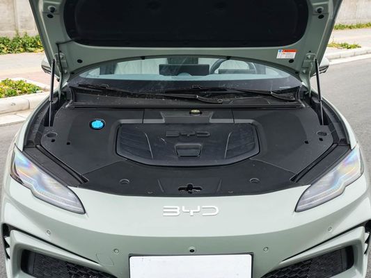 2025 BYD Elektrikli Araç Mühürü 06GT 0.33 Saat Hızlı Şarj Zamanı ve Performansı Uzun Menzilli 550KM Aile için Güneş Çatı ile Büyük Pil