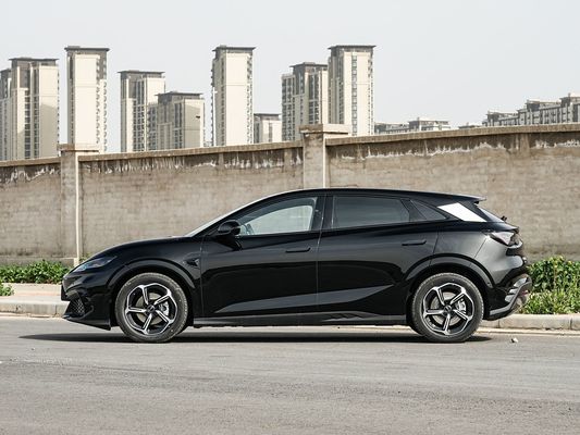 2025 Seal 06 GT 310kW Maksimum Motor Gücü BYD EV 605km menzil ve 72.96kWh Pil Kapasitesi ile mükemmel performanslı güneş çatısı elektrikli araba