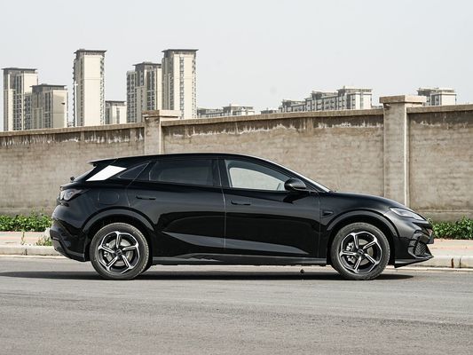 2025 Seal 06 GT 310kW Maksimum Motor Gücü BYD EV 605km menzil ve 72.96kWh Pil Kapasitesi ile mükemmel performanslı güneş çatısı elektrikli araba