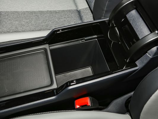 2025 VW Elektrikli Araç ID.4 Hızlı Şarj Aracı Uzun Menzilli 601km 80.4kWh Pil Sıcak Satış Yeni Model Güneş Çatı ile İyi Performans