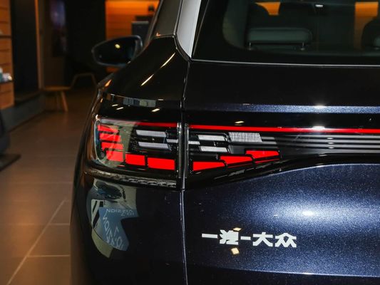 2025 VW Elektrikli Araç ID.4 Hızlı Şarj Aracı Uzun Menzilli 601km 80.4kWh Pil Sıcak Satış Yeni Model Güneş Çatı ile İyi Performans