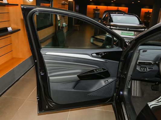 2025 VW Elektrikli Araç ID.4 Hızlı Şarj Aracı Uzun Menzilli 601km 80.4kWh Pil Sıcak Satış Yeni Model Güneş Çatı ile İyi Performans