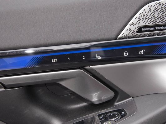 2025 BMW I5 Lüks Elektrikli Arabalar İyi Performans xDrive Uzun Menzilli 651KM Hızlı Şarj EV Yeni Model Sedan Sunroof ile BMW 5 Serisi