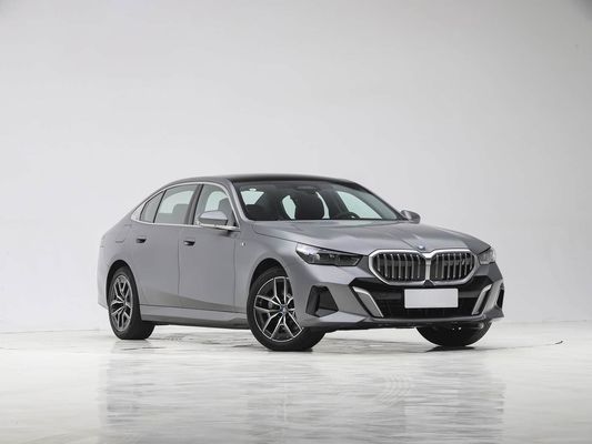 Yeni Model BMW I5 eDrive 2025 Sıcak Satış Elektrikli Araç Uzun Menzilli 700KM'den Fazla EV Hızlı Şarj Limousine Sedan Sunroof Büyük Alan